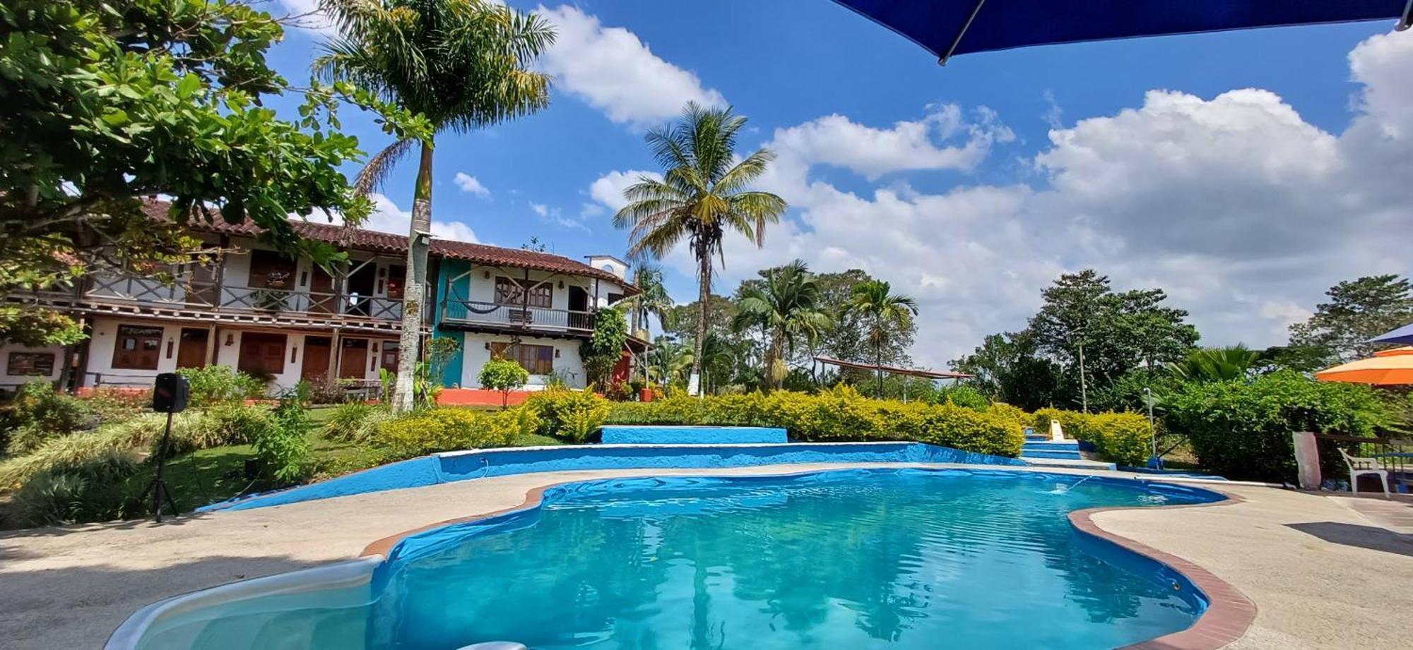 Hotel Cerca Panaca Eje Cafetero suites y cabanas Quimbaya Exterior foto