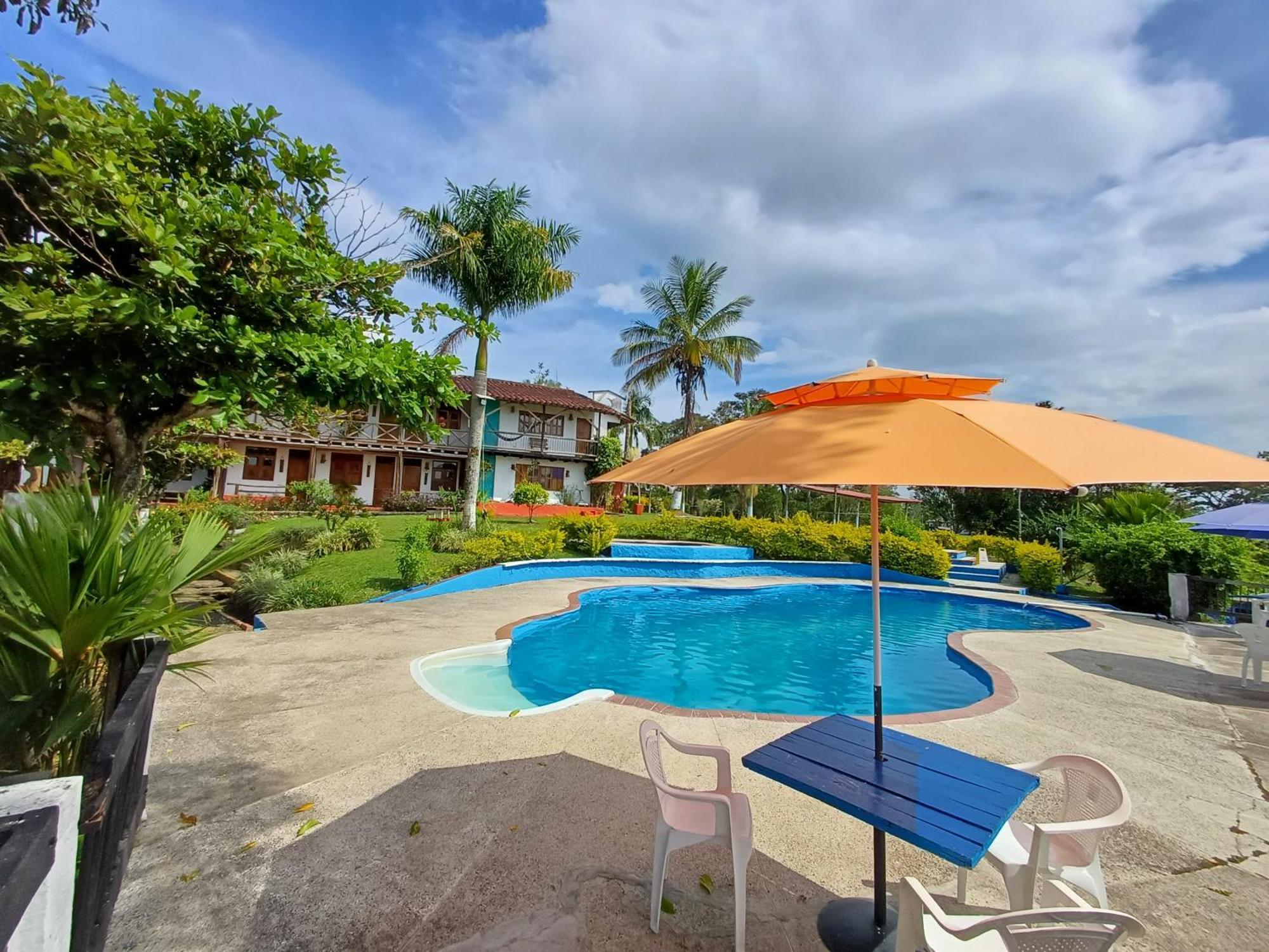 Hotel Cerca Panaca Eje Cafetero suites y cabanas Quimbaya Exterior foto